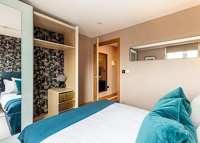 Convenient Euston London Apartment